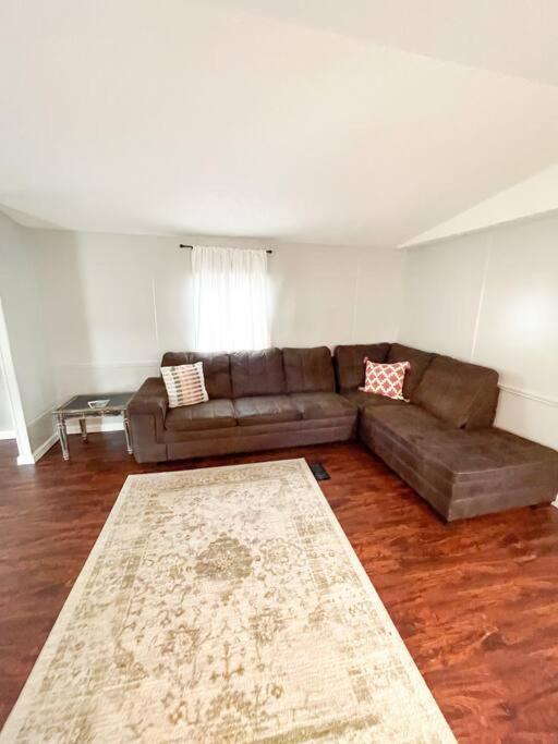 Centrally Located 3 Bedroom Вест-Монро Екстер'єр фото